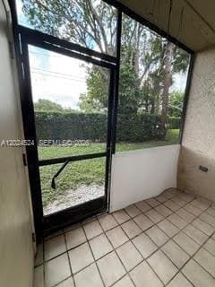 Building Photo - 6552 Arleigh Ct