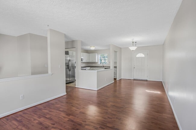 Building Photo - 103 Bridgedale Ct