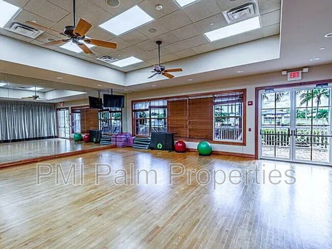 Building Photo - 9773 Bowline Dr