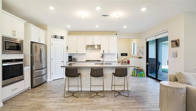 Building Photo - 8605 Patron Ln