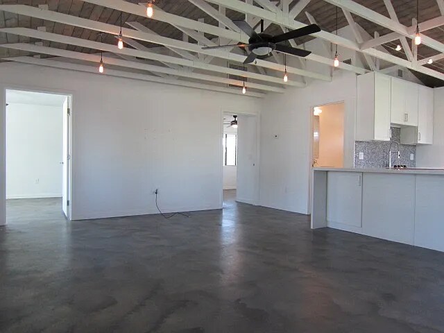 Building Photo - For Lease – 2/2 Arcadia District, Phoenix 85018 Home | Single Family Hom e$2,295/Month**