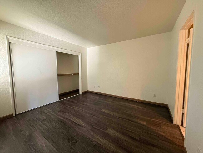 Building Photo - 5609 Odea Dr