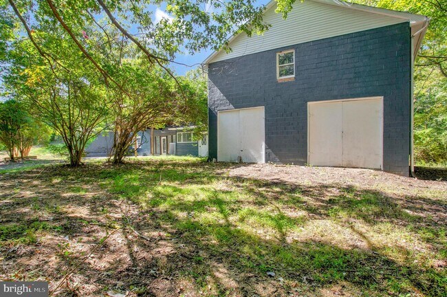 Building Photo - 20478 Poplar Ridge Rd