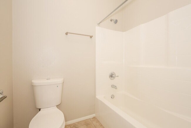 Building Photo - 7157 Weavers Pl