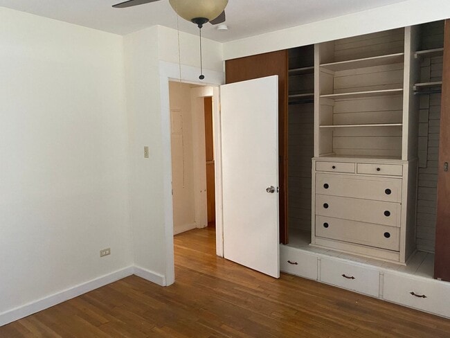 Building Photo - 933 Beck St