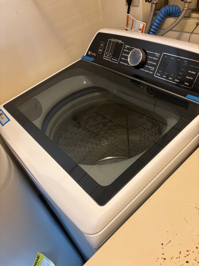 Building Photo - 76 Sweetfern Ct