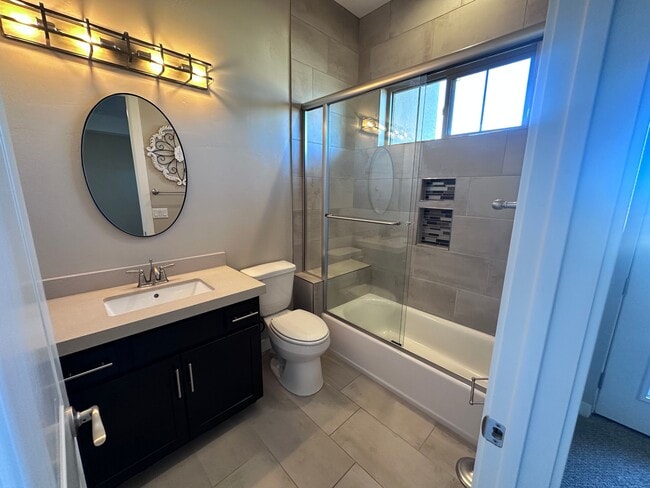 Building Photo - 1350 River Boat Dr