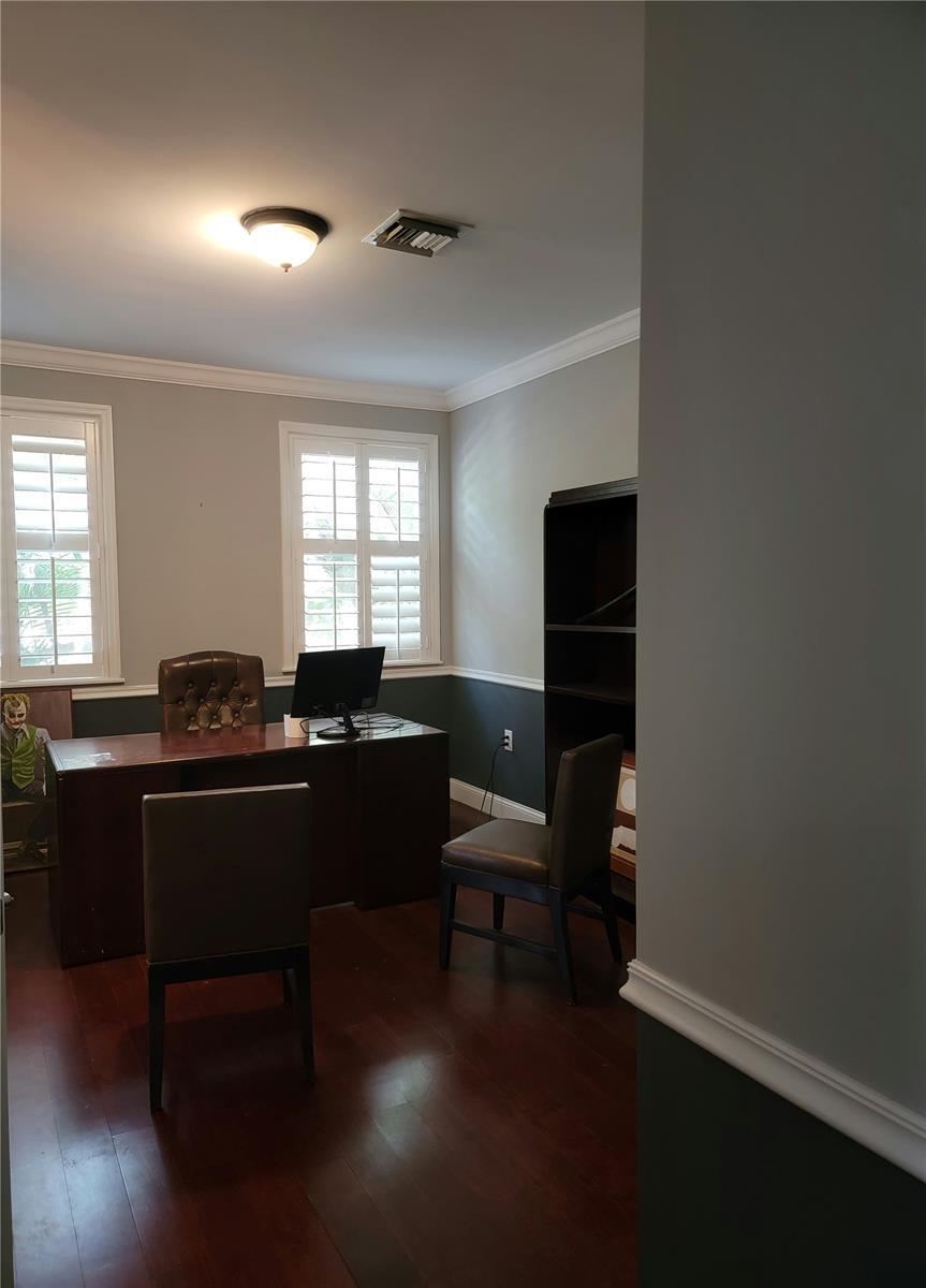 Building Photo - 486 SW 5th St