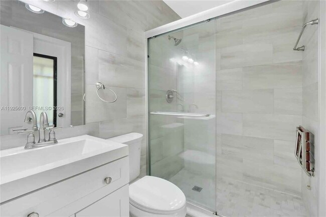 Building Photo - Southwest 94th Avenue, Miami, FL 33165 - 3 BR 2 BA single-family home