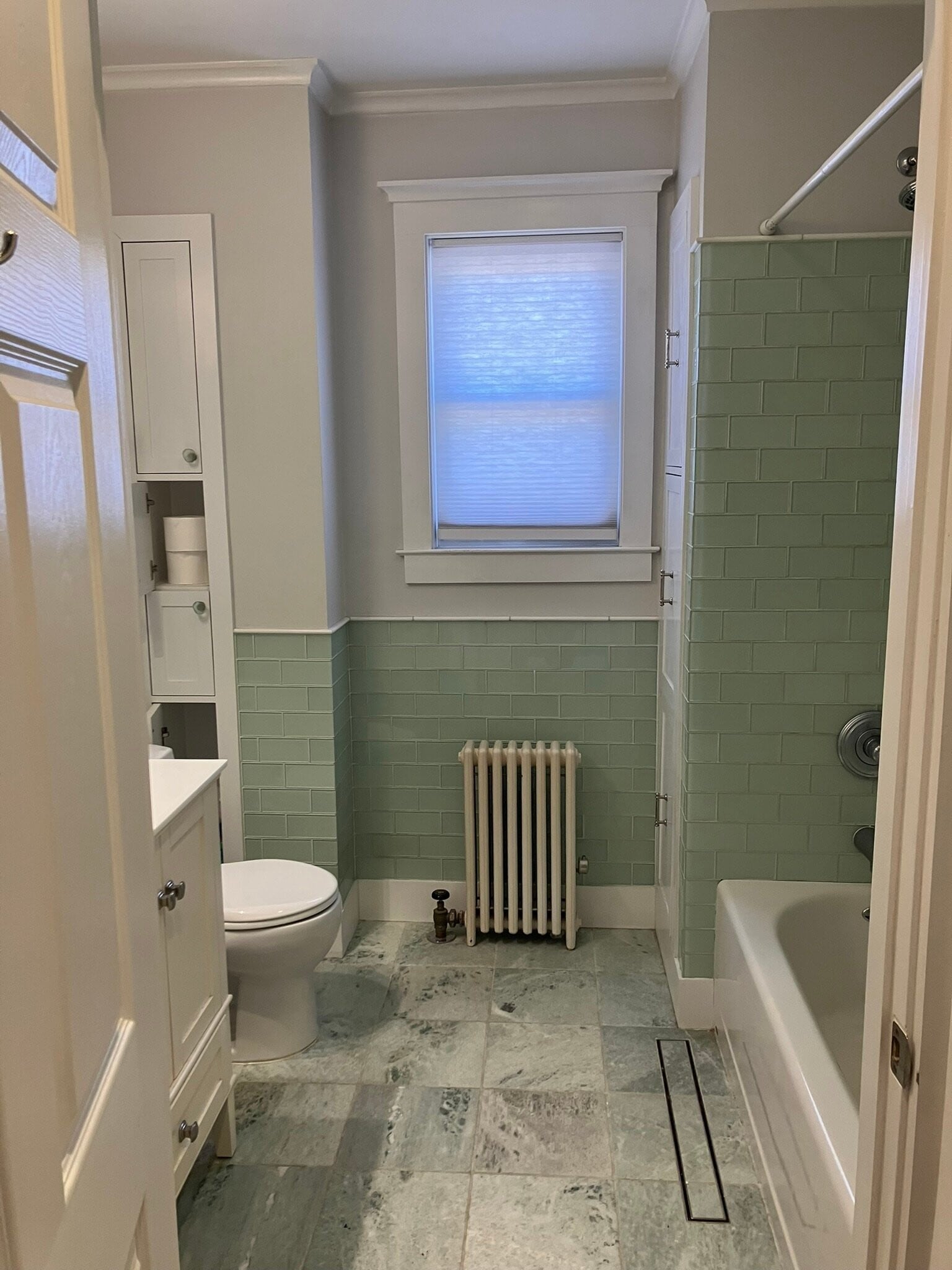 Building Photo - 11 Center Ave