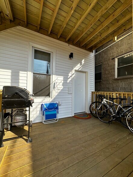 Deck Area - 1908 S May St