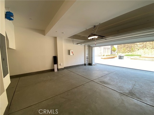 Building Photo - 1470 Skyline Ln