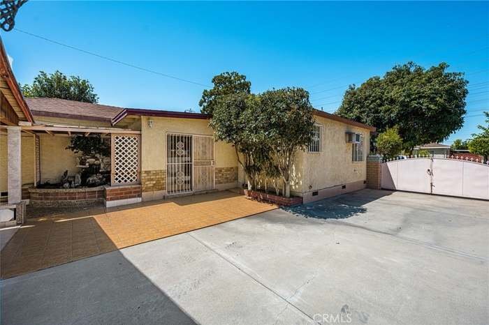 Building Photo - 3424 Rockhold Ave