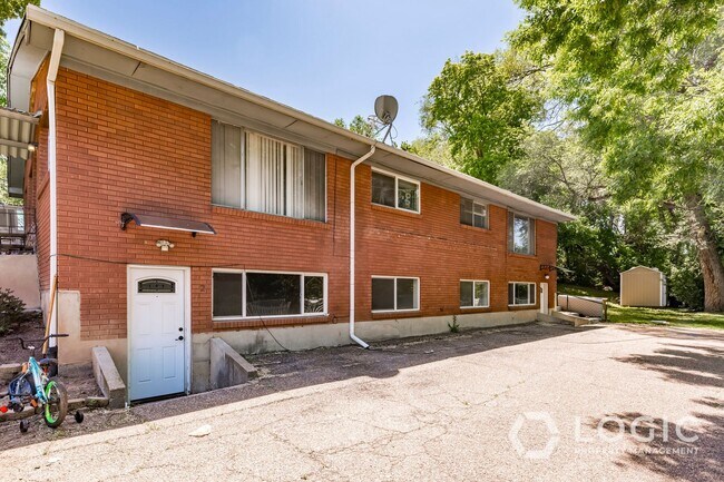 Primary Photo - 3151 Quincy Ave
