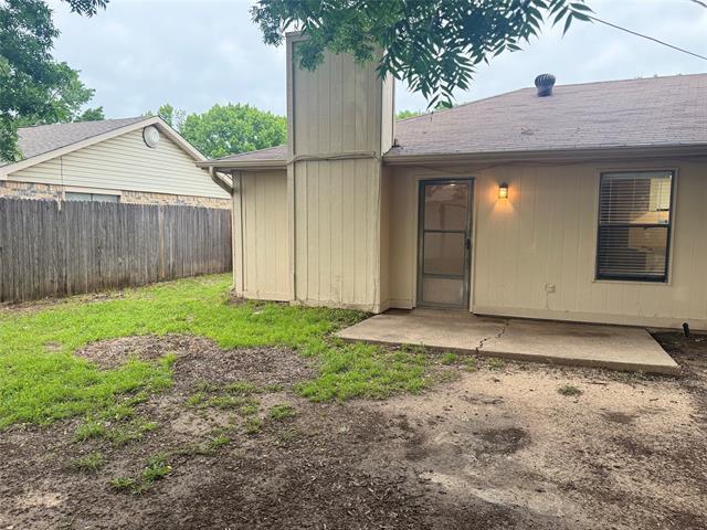 Building Photo - 662 Clover Ln