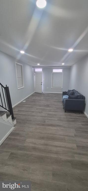 Building Photo - 627 S Pulaski St