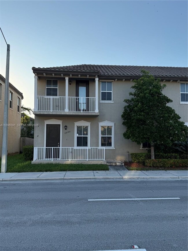 Building Photo - 24340 SW 117th Ave