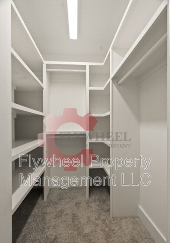 Building Photo - 103 Rayon Dr