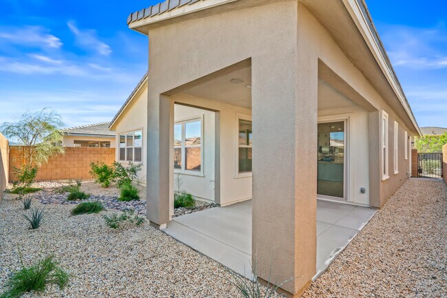 Building Photo - 73584 Henri Dr