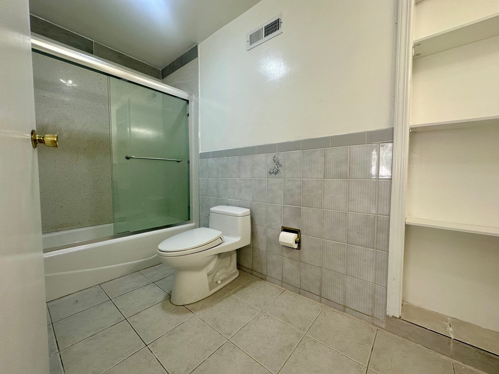 Building Photo - 1578 43rd Ave