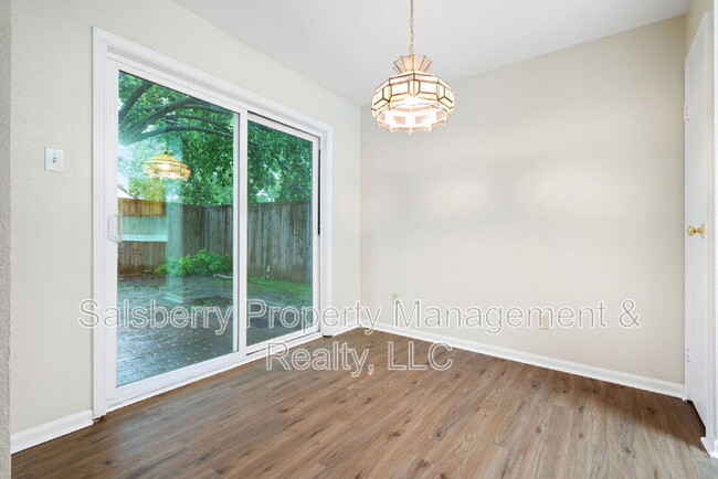 Building Photo - 255 Barclay Ave