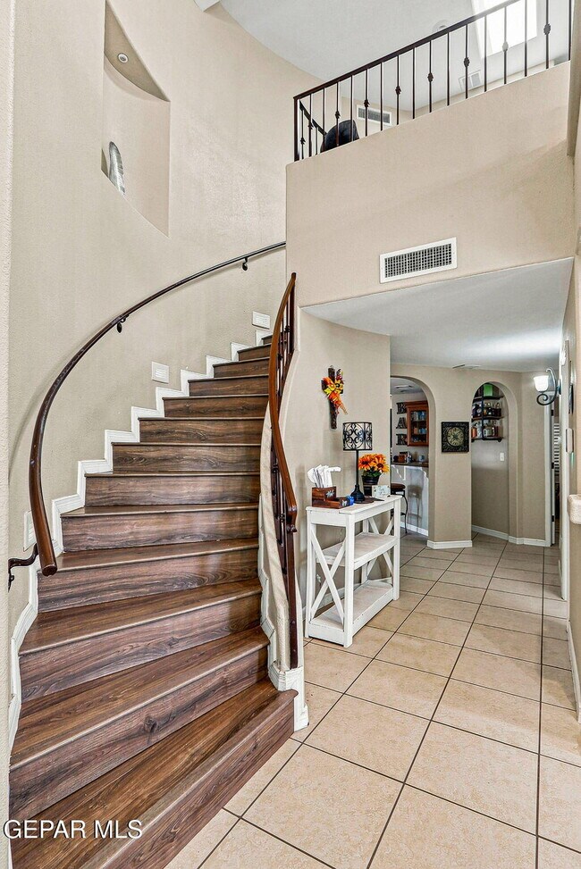 Building Photo - 13566 Emerald Coast Ln