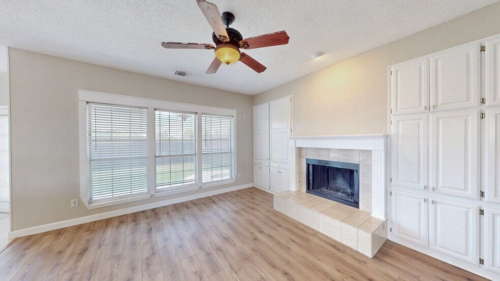 Building Photo - 9901 Miller Pl