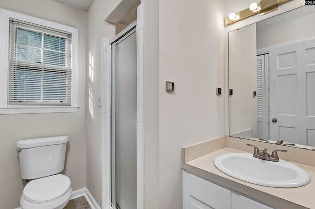 Building Photo - 1808 Lowder Dr