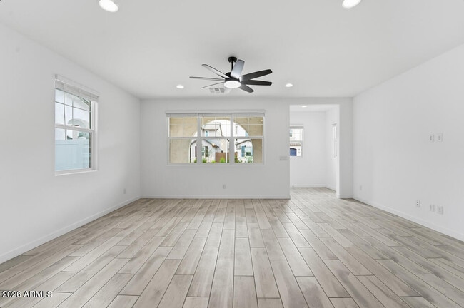 Building Photo - 8336 E Peterson Ave