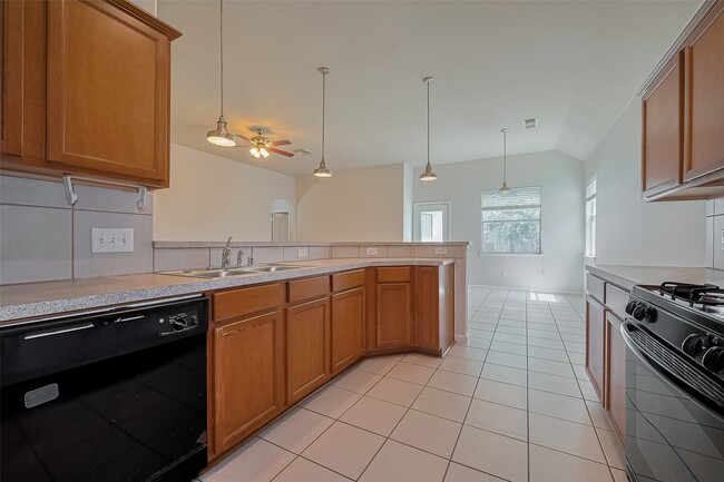 Building Photo - 21406 Rioja Bluff Ln