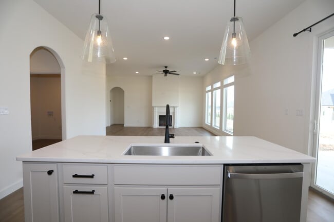 Building Photo - 4609 Chambers Bay Dr