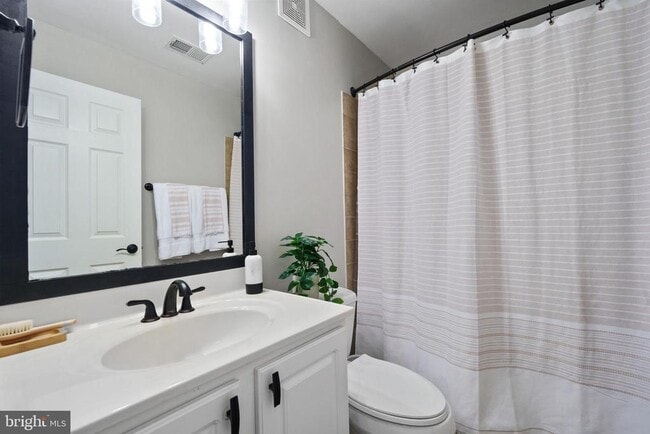 Building Photo - 7135 Huntley Creek Pl
