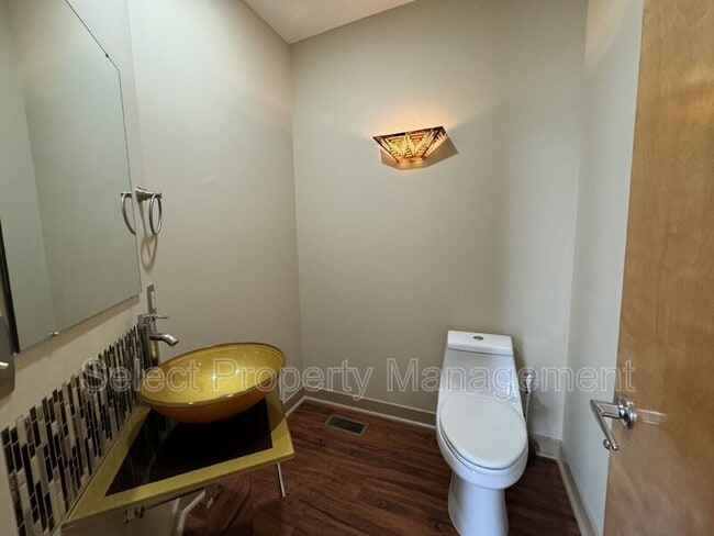 Building Photo - 12134 Fairway Winds Ct