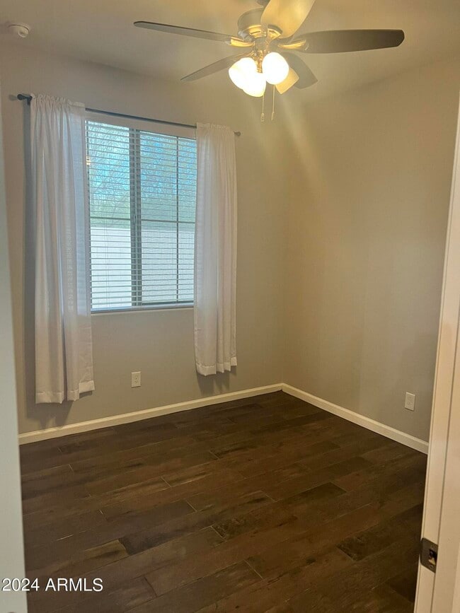 Building Photo - 3224 E Dogwood Pl