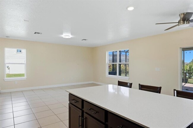 Building Photo - 9108 Royal River Cir