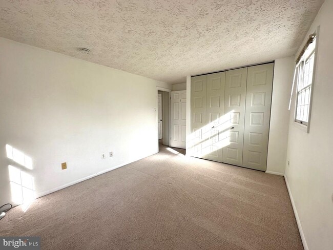 Building Photo - 4313 Lamarre Dr