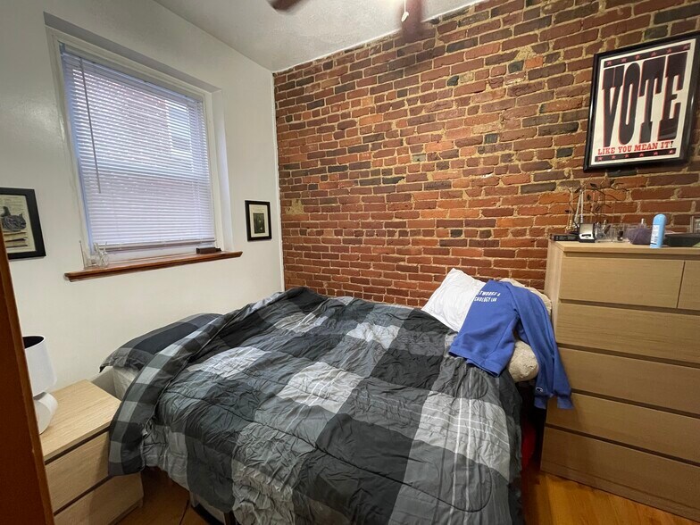 Building Photo - 87 Prince St