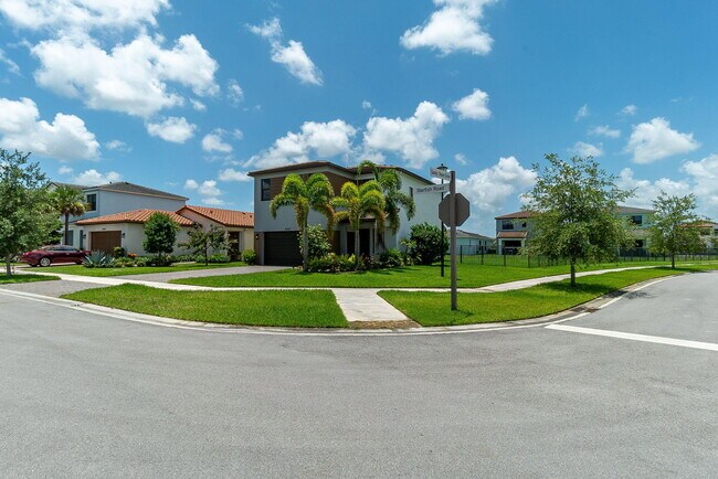 Building Photo - 5447 Starfish Rd