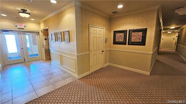 Building Photo - 105 Canter Ct