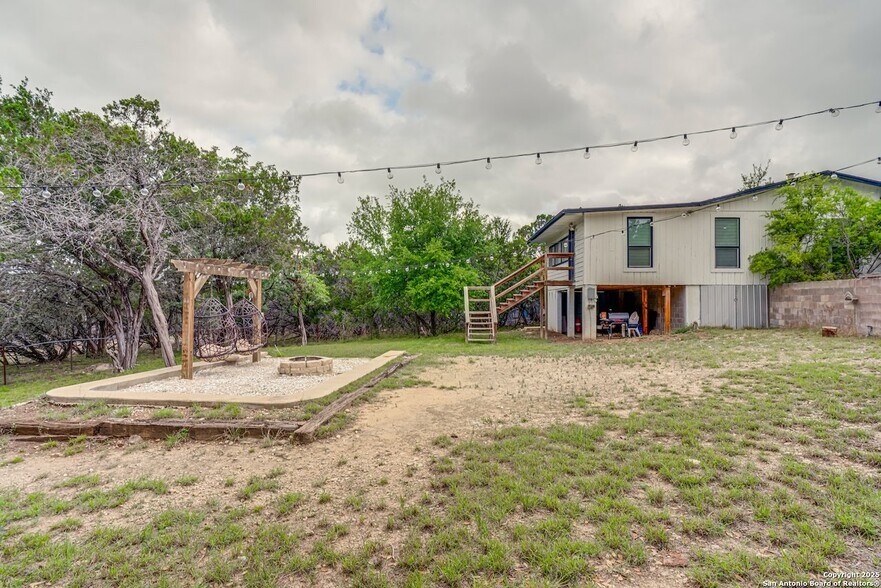 Building Photo - 1482 Ave Q