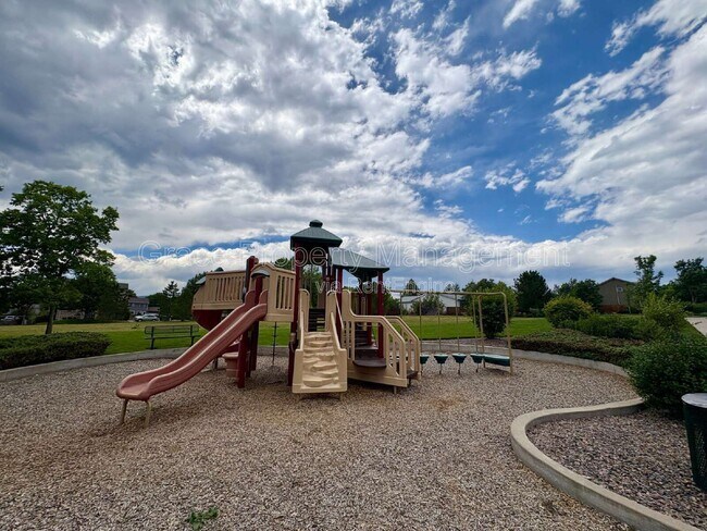 Building Photo - 8334 S Quay Ct