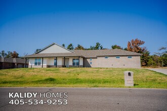 Building Photo - 1871 Kalidy Dr
