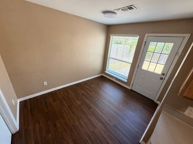 Building Photo - 10504 Aransas Dr