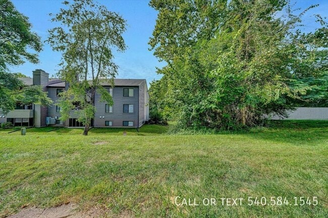 Building Photo - 7311 Maple Ct SW