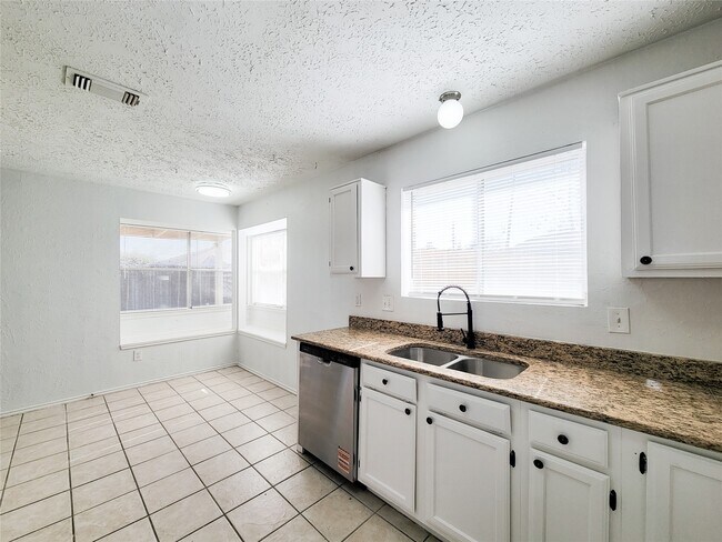 Building Photo - 8514 Opalwood Ct