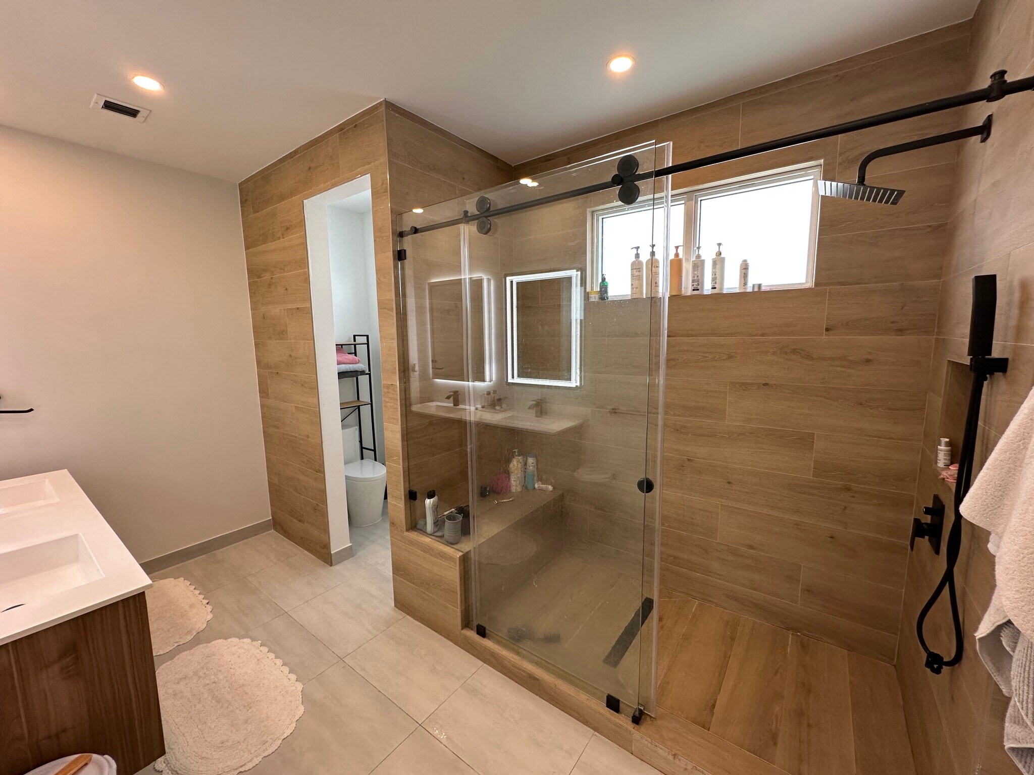 Building Photo - 2109 SW 18th Ave