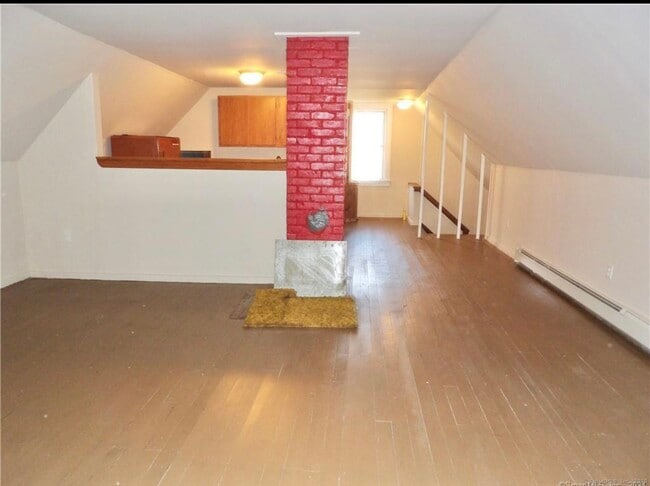 Building Photo - 43 Denison Ave