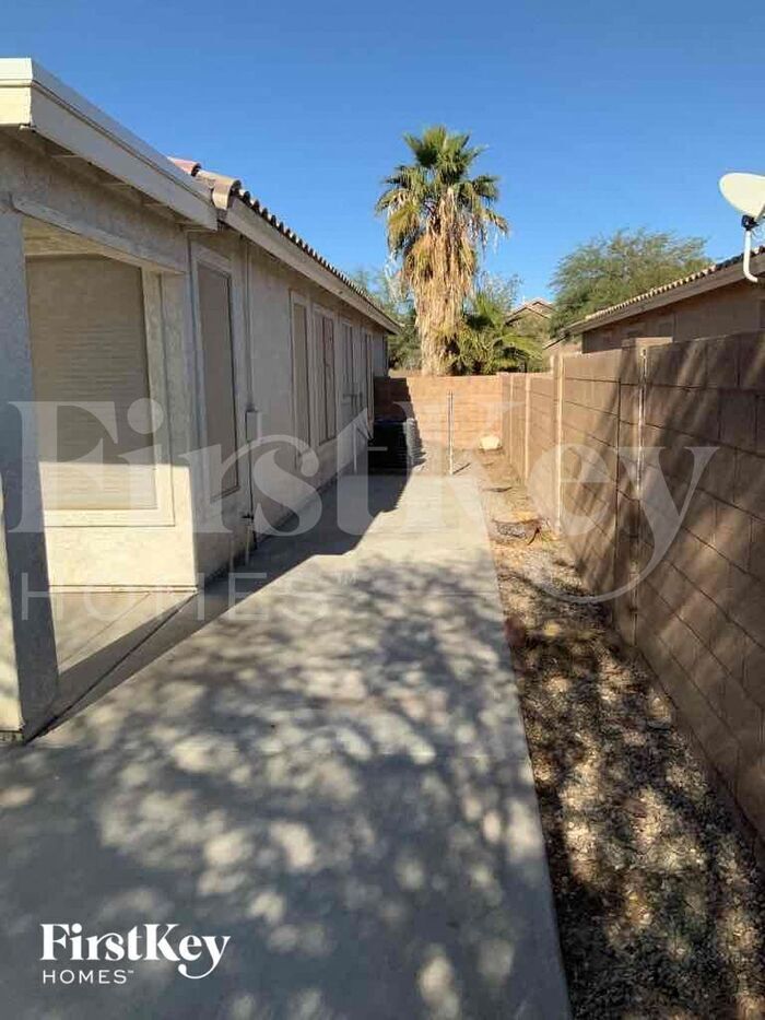 Building Photo - 12563 W Osborn Rd