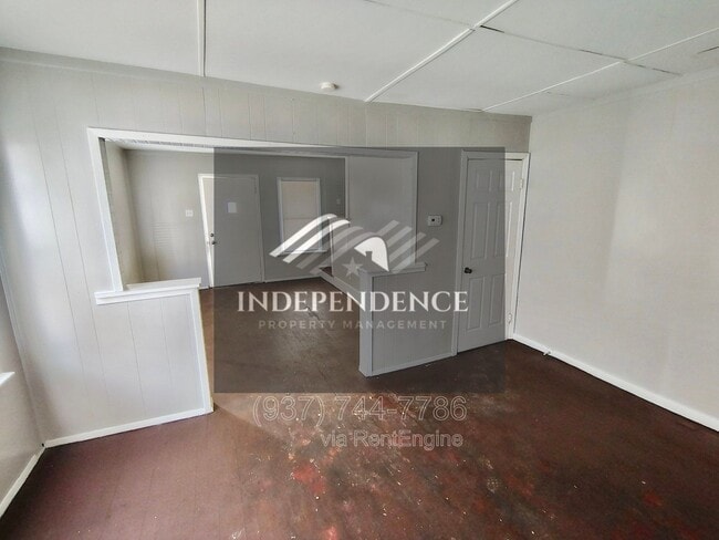 Building Photo - 515 Mertland Ave