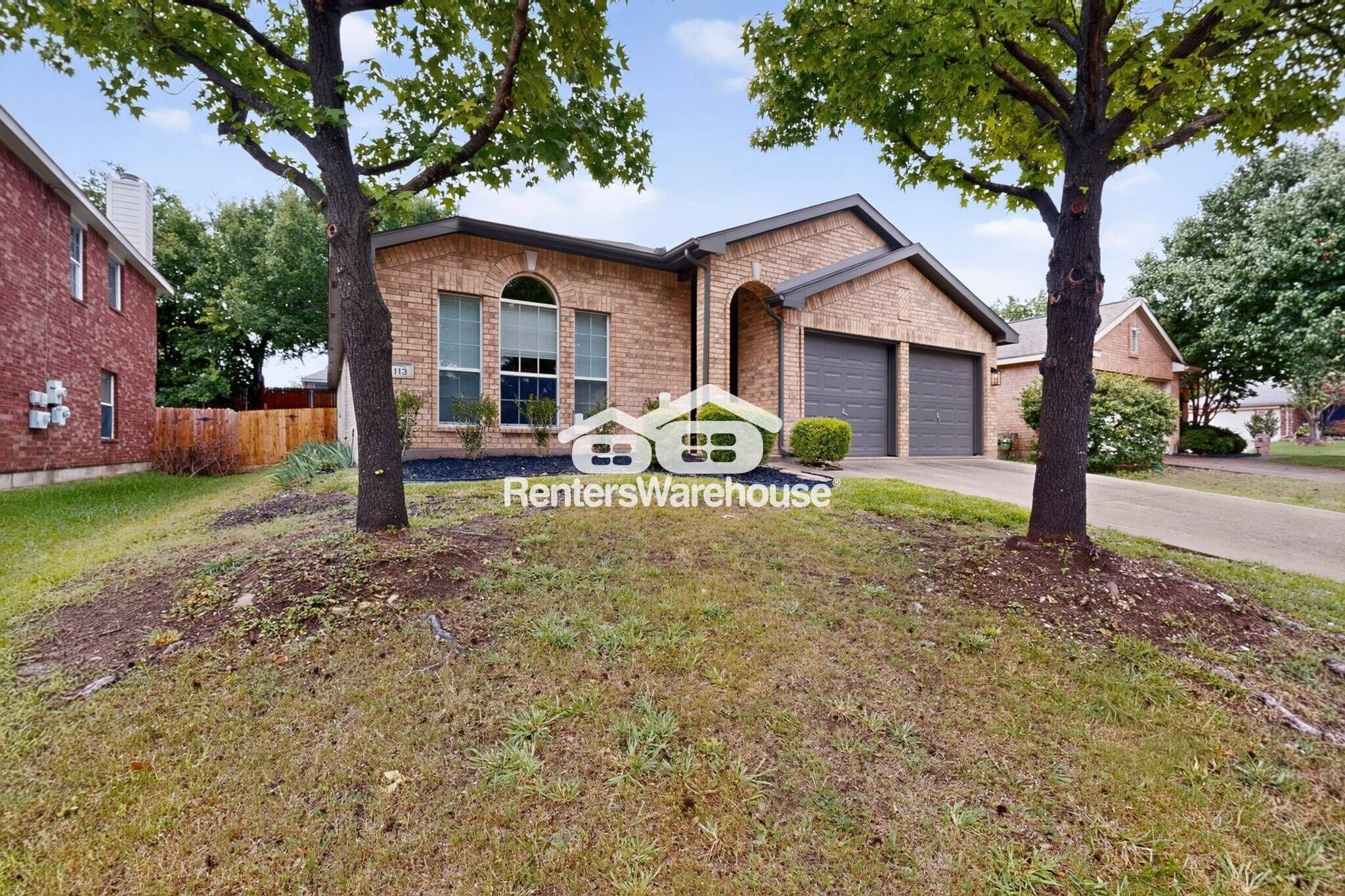 Building Photo - 9113 Warren Dr
